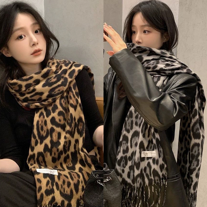 2025 Yeni Retro İpek Leopar De - Vintage Fashion Ai incelemesi ve fiyatı